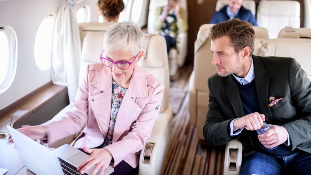 5 Advantages of Charter Flights Over Flying First-Class